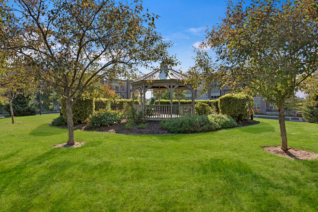 Swan Creek Apartments Apartments in Fitchburg, WI Weidner